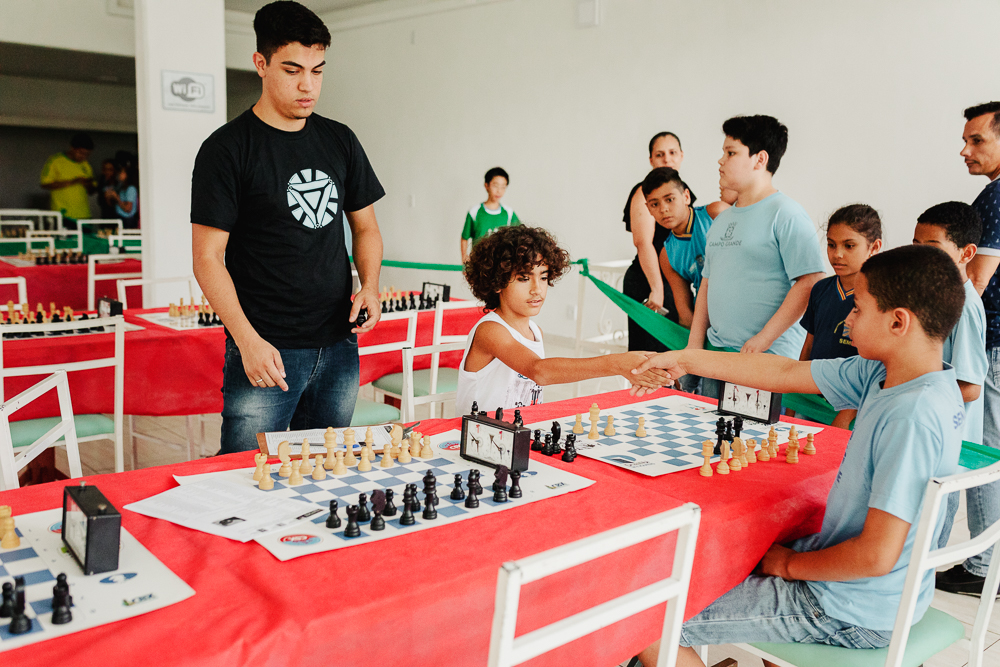 Clube Xadrez Carioca do West Shopping promove Torneio de Xadrez – Damas do  Esporte